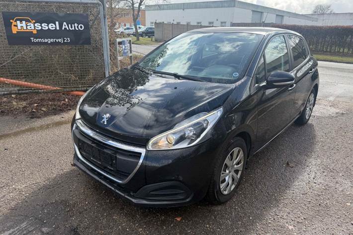 Grøn Peugeot 208 fra 2019