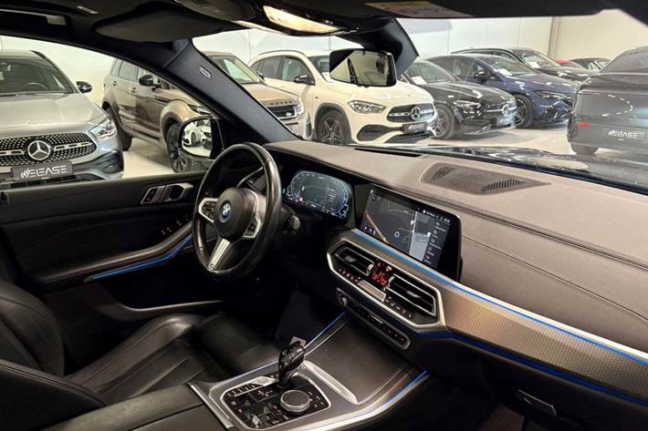 Sort BMW X5 fra 2021