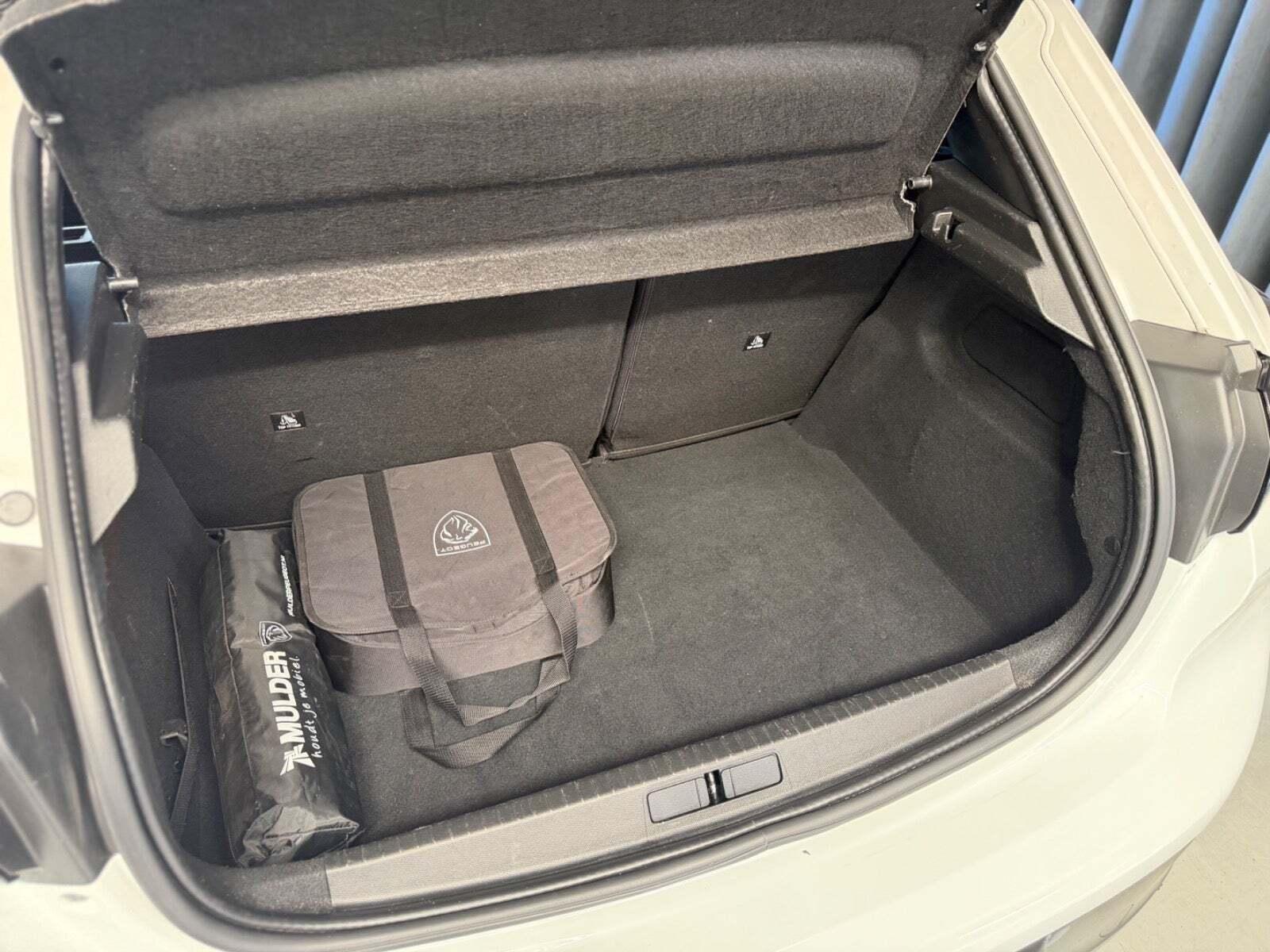 Peugeot e-208 50 Active