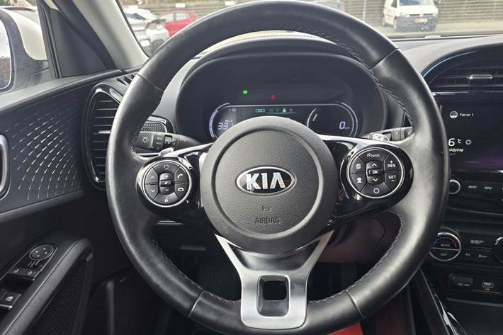 Hvid Kia e-Soul fra 2021