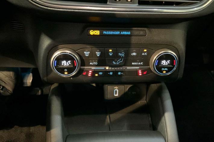 Sort Ford Focus fra 2020