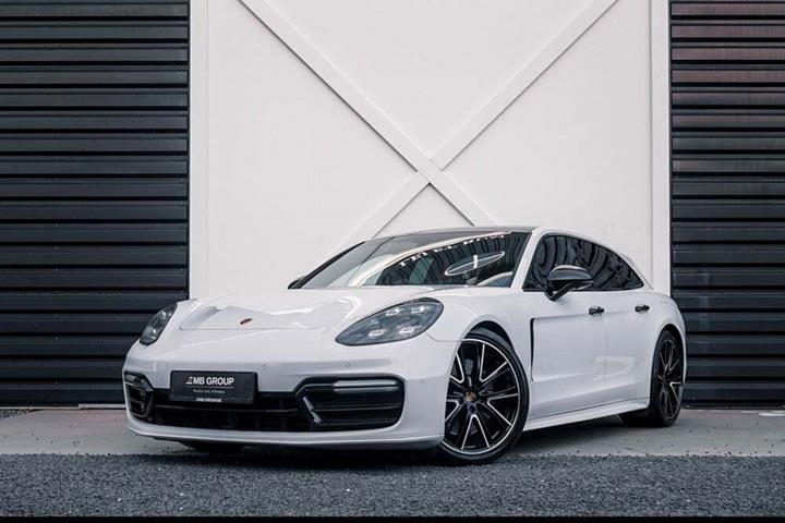 undefined Porsche Panamera 4 fra 2019 set udefra