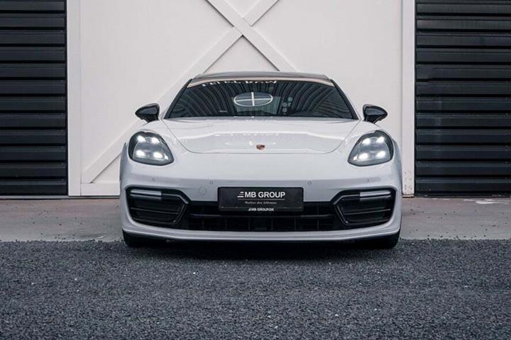 undefined Porsche Panamera 4 fra 2019