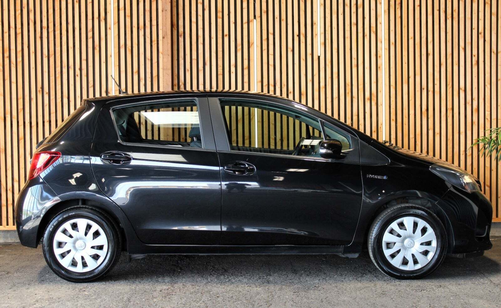 Toyota Yaris 1,5 Hybrid H2 e-CVT