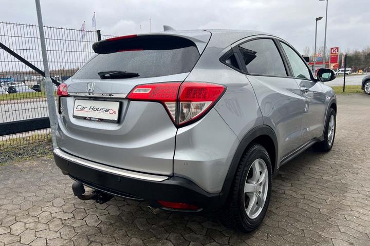 Grå Honda HR-V fra 2019 set udefra