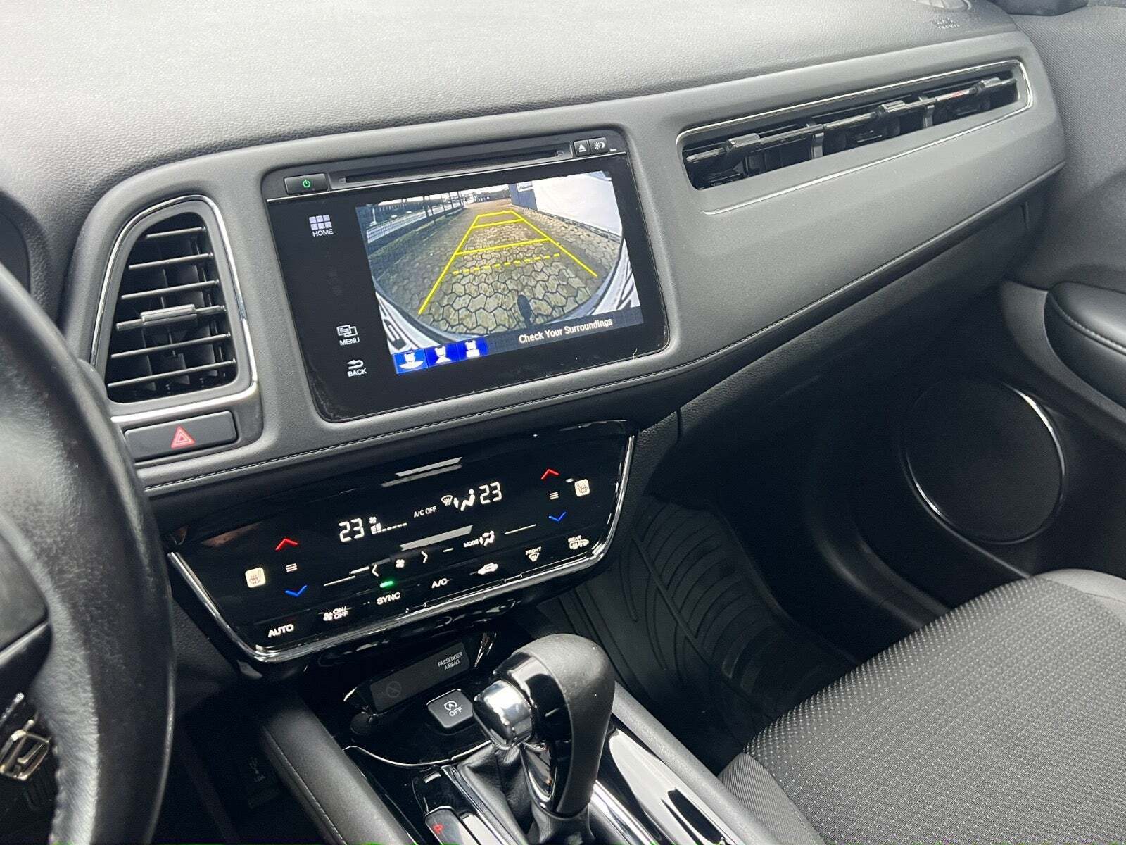 Grå Honda HR-V fra 2019