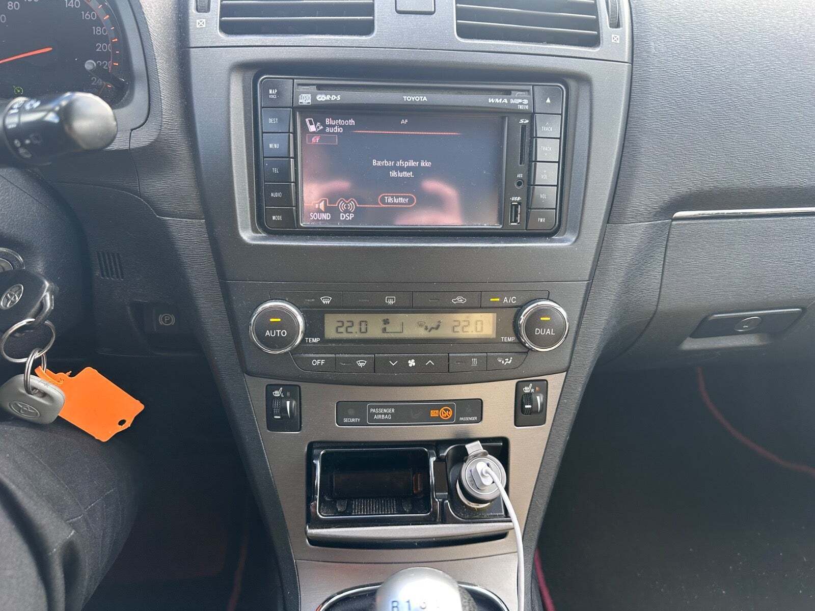 undefined Toyota Avensis fra 2009