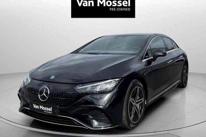 Sort Mercedes EQE350 fra 2023