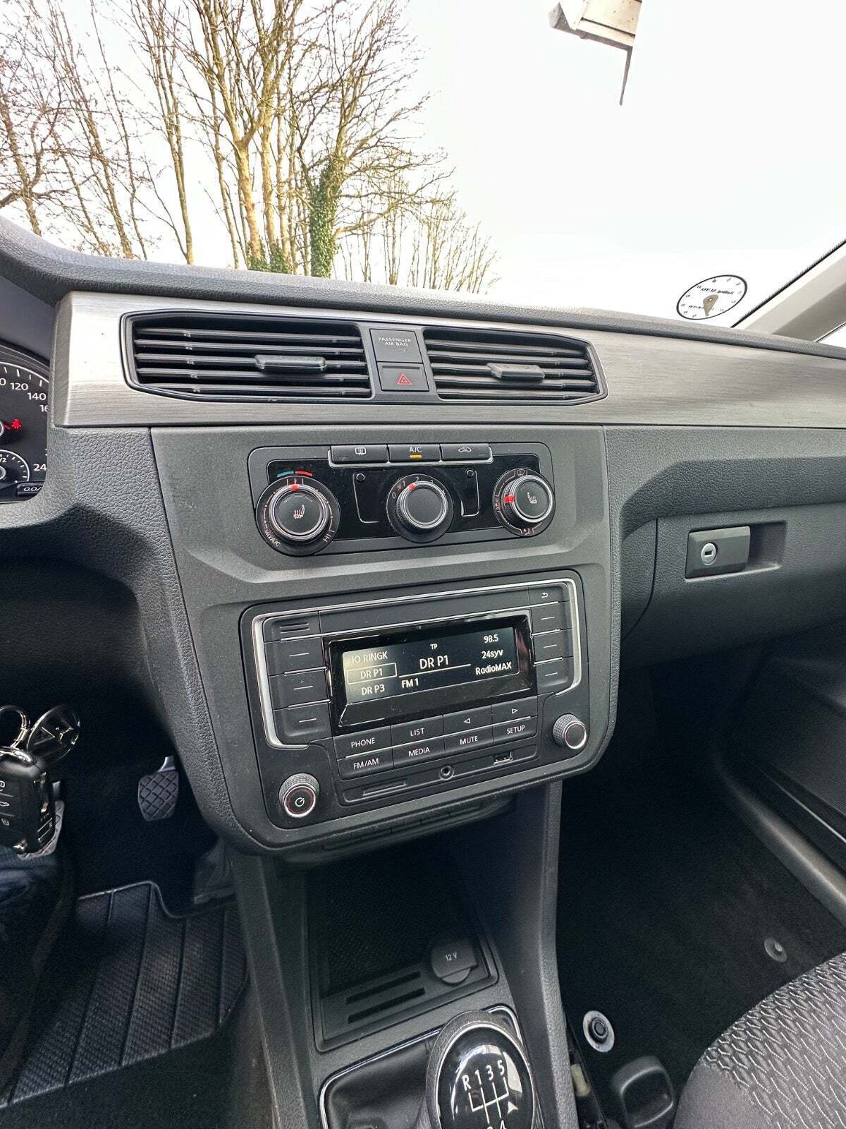 Beige VW Caddy fra 2018