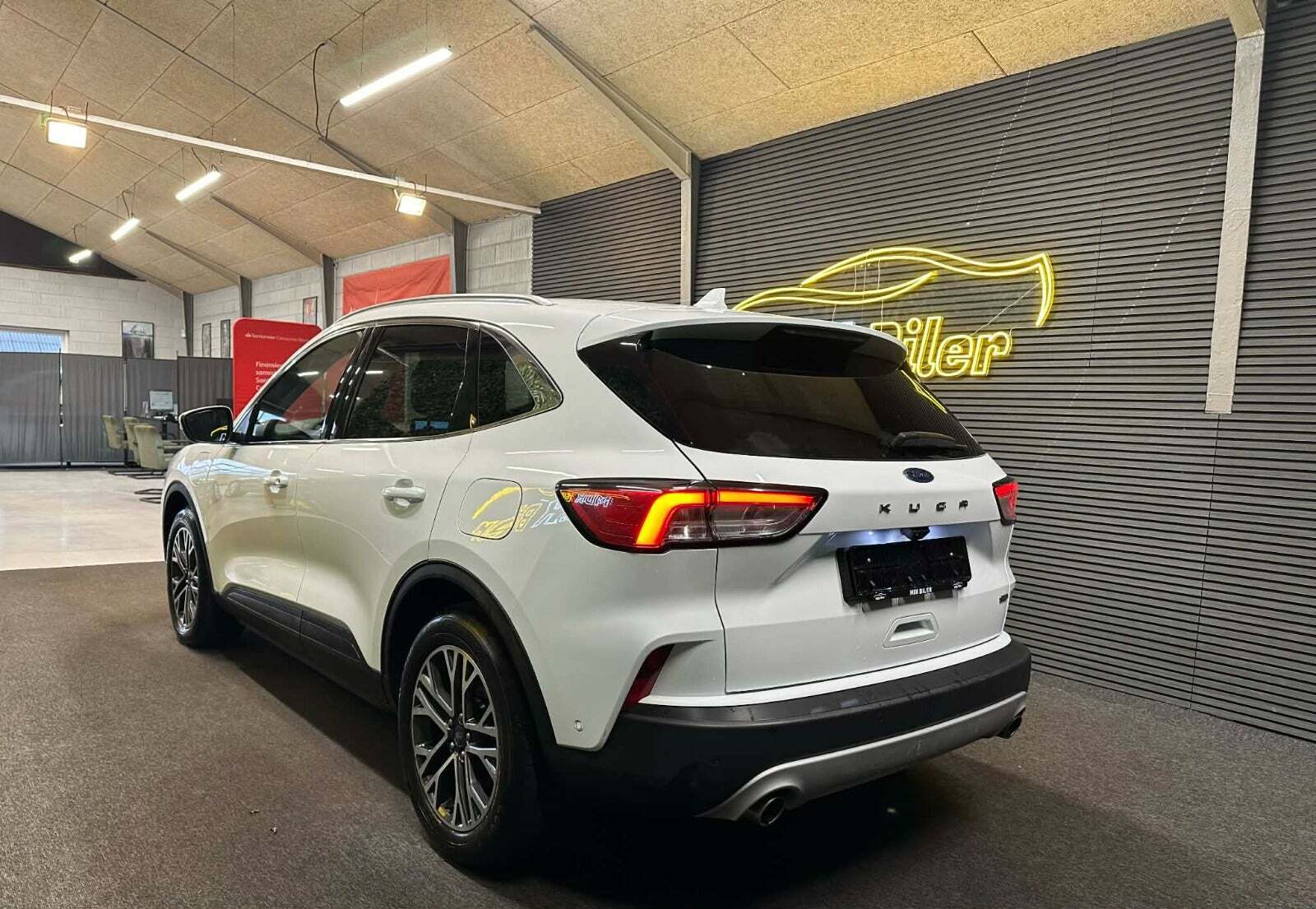 undefined Ford Kuga fra 2020