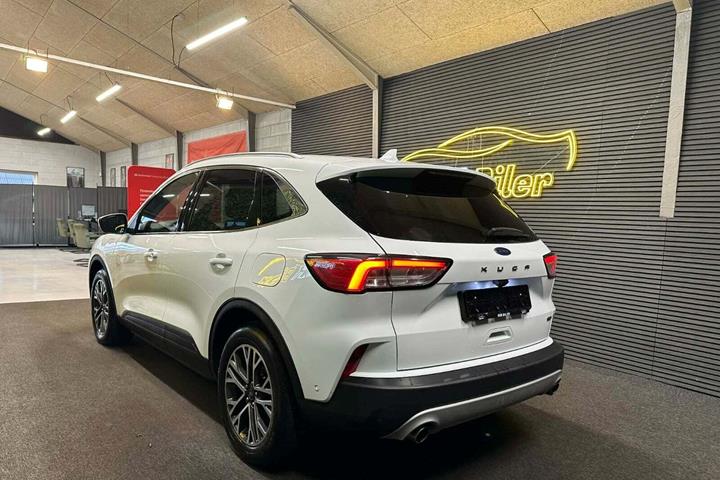 undefined Ford Kuga fra 2020