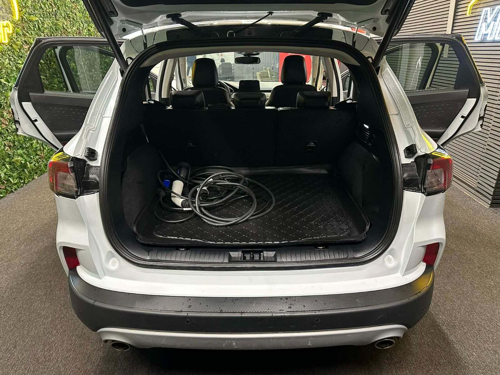undefined Ford Kuga fra 2020