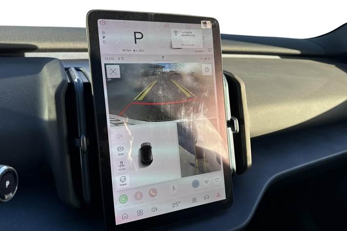 Sort Volvo EX30 fra 2024