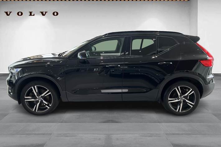 Sort Volvo XC40 fra 2021