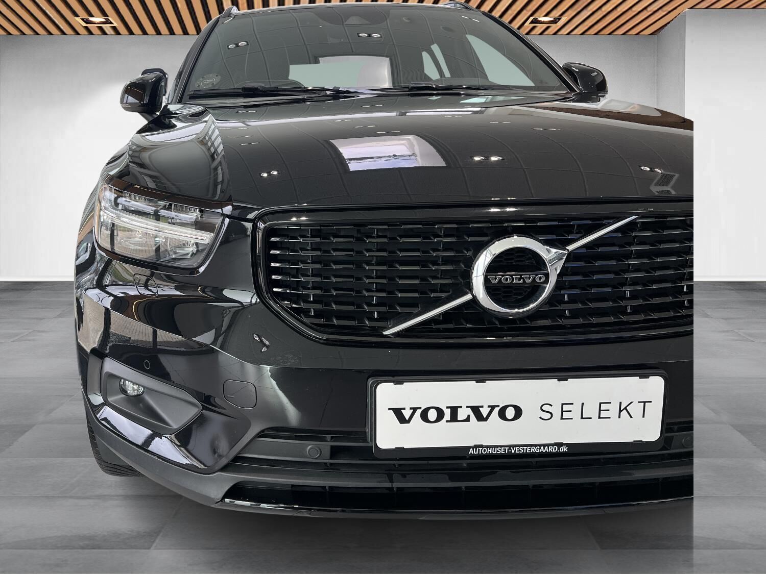 Sort Volvo XC40 fra 2021