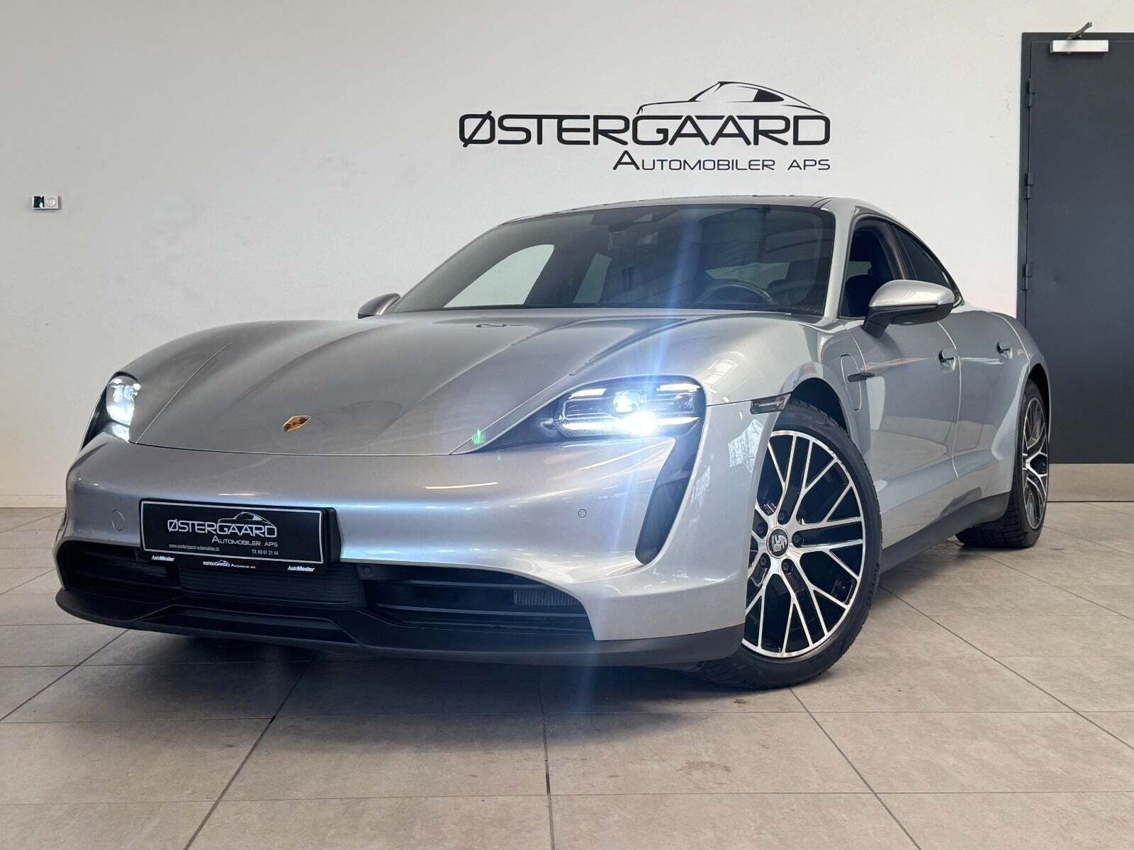 Porsche Taycan Performance+