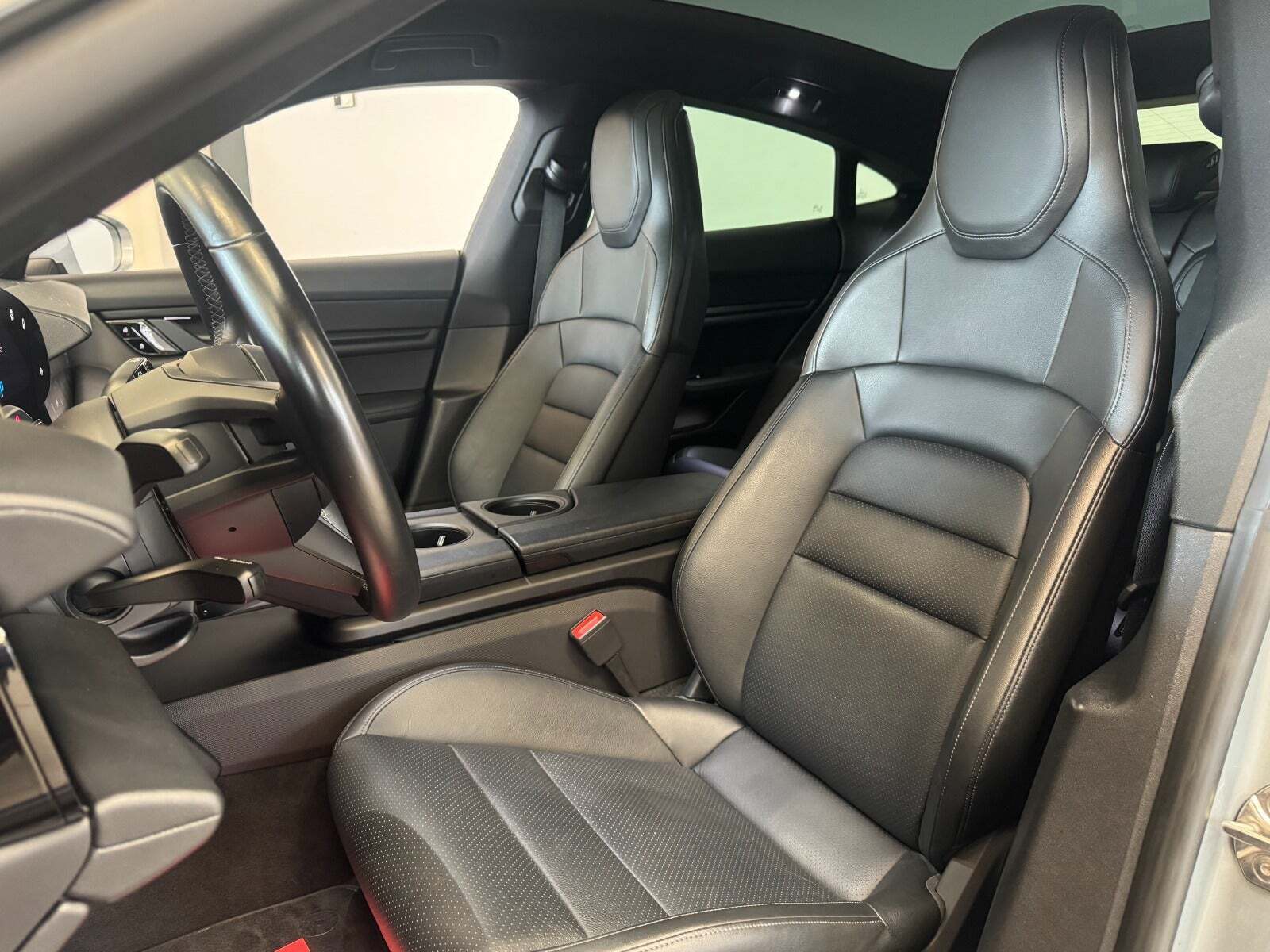 Porsche Taycan Performance+