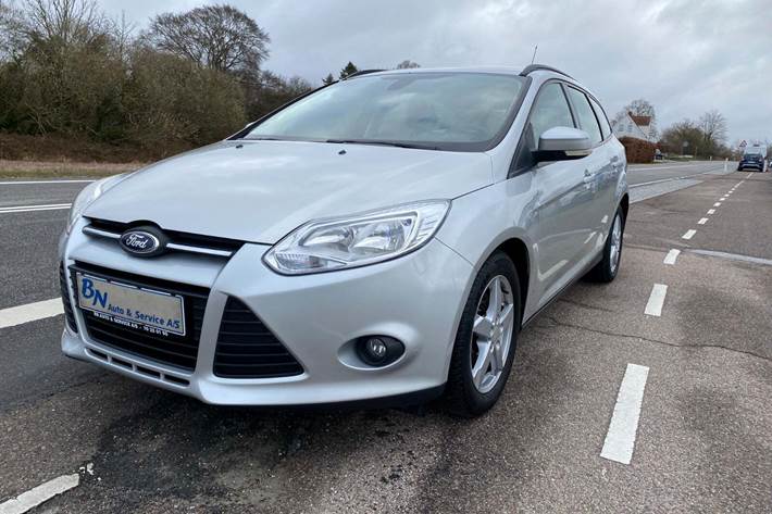 Sølv Ford Focus fra 2014