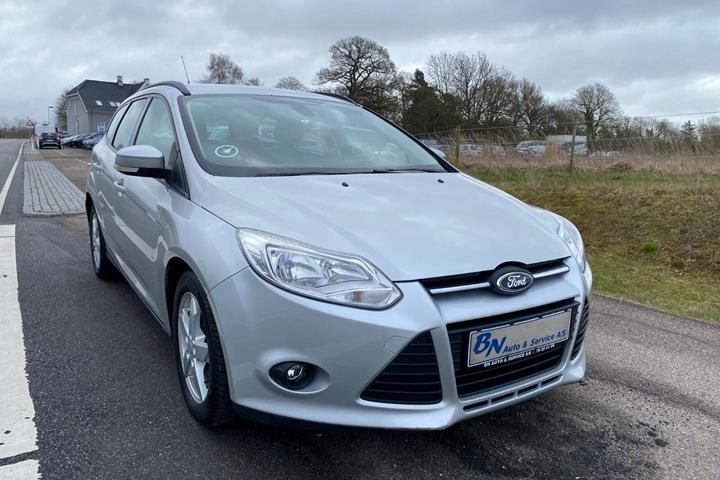 Sølv Ford Focus fra 2014
