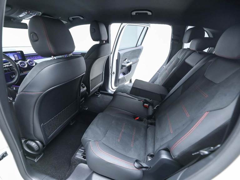 Mercedes EQB250+ AMG Advance