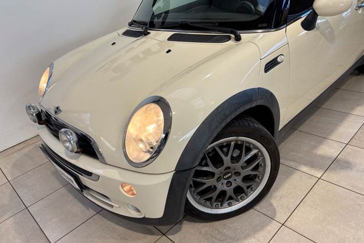 Beige Mini One fra 2007