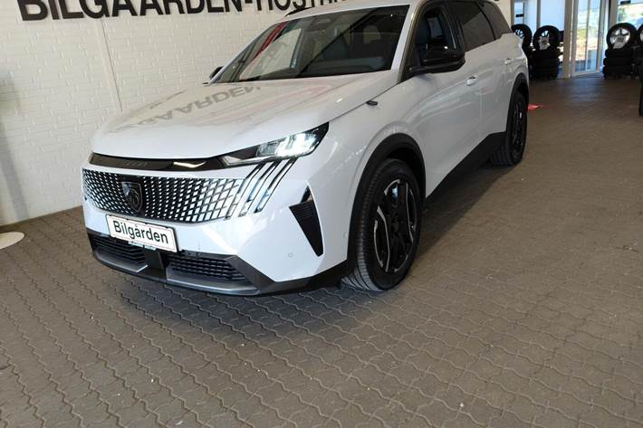 Hvid Peugeot e-5008 fra 2025