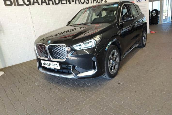 Sort BMW iX1 fra 2023