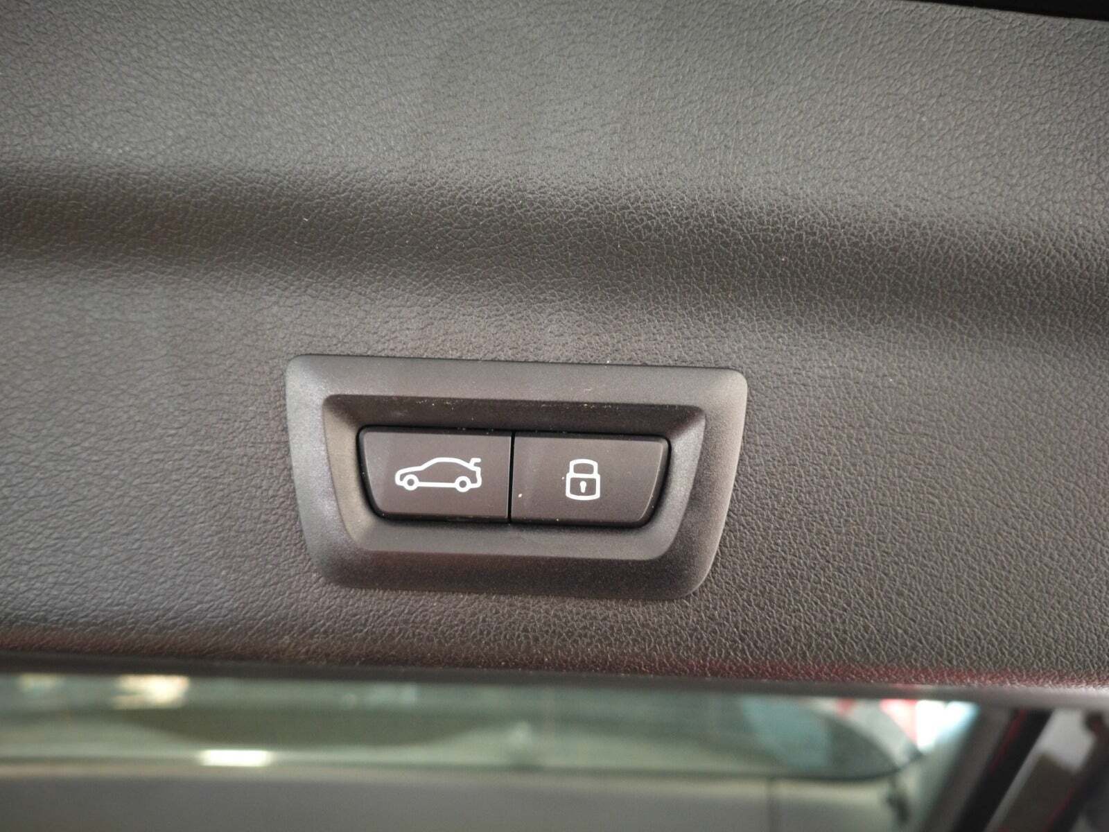 Sort BMW iX1 fra 2023