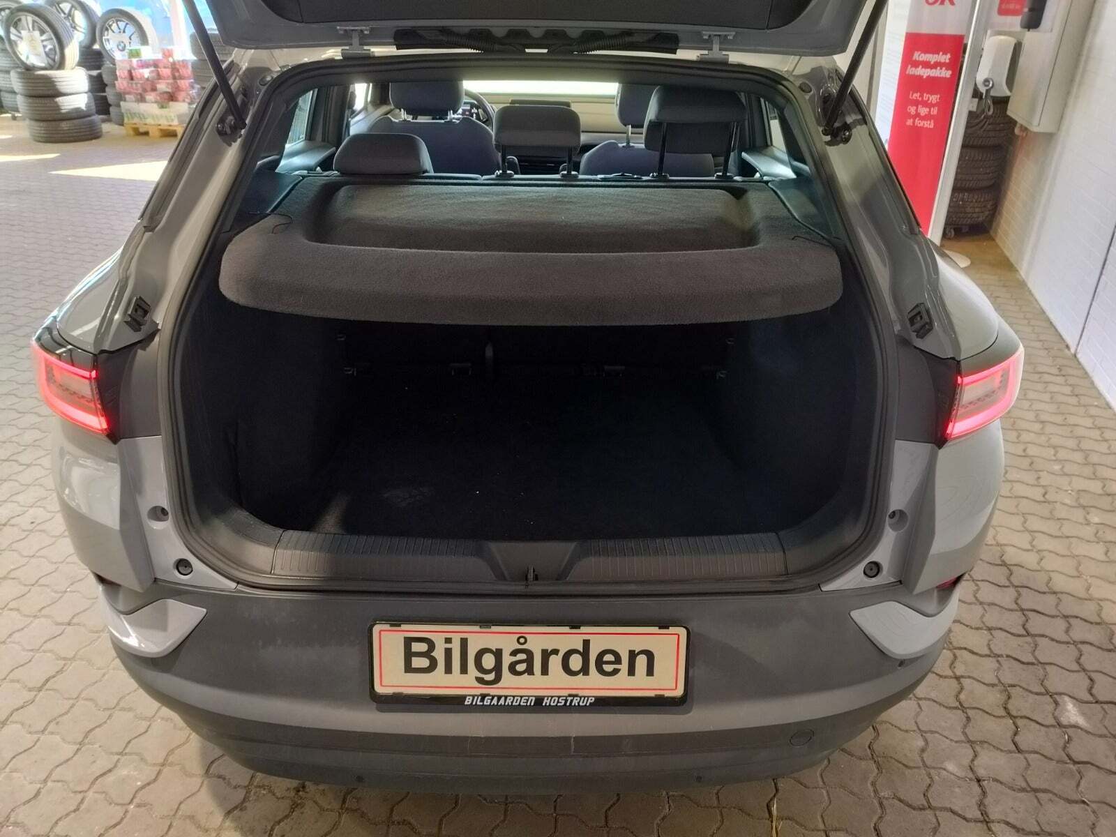 Grå VW ID.4 fra 2021