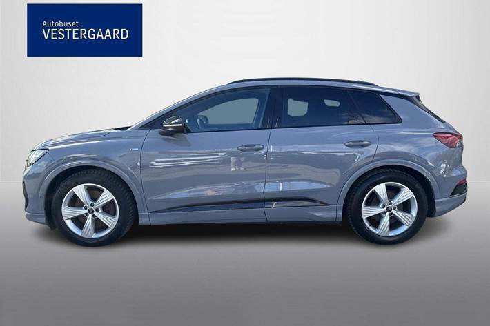 Grå Audi Q4 e-tron fra 2022