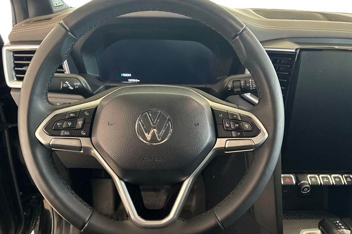 Sort VW Amarok fra 2025