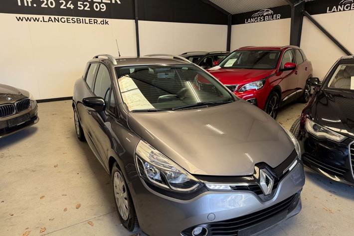 Grå Renault Clio IV fra 2016