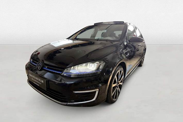 Grøn VW Golf VII fra 2015