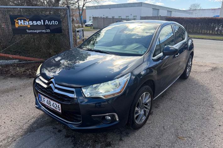 Grøn Citroën DS4 fra 2012