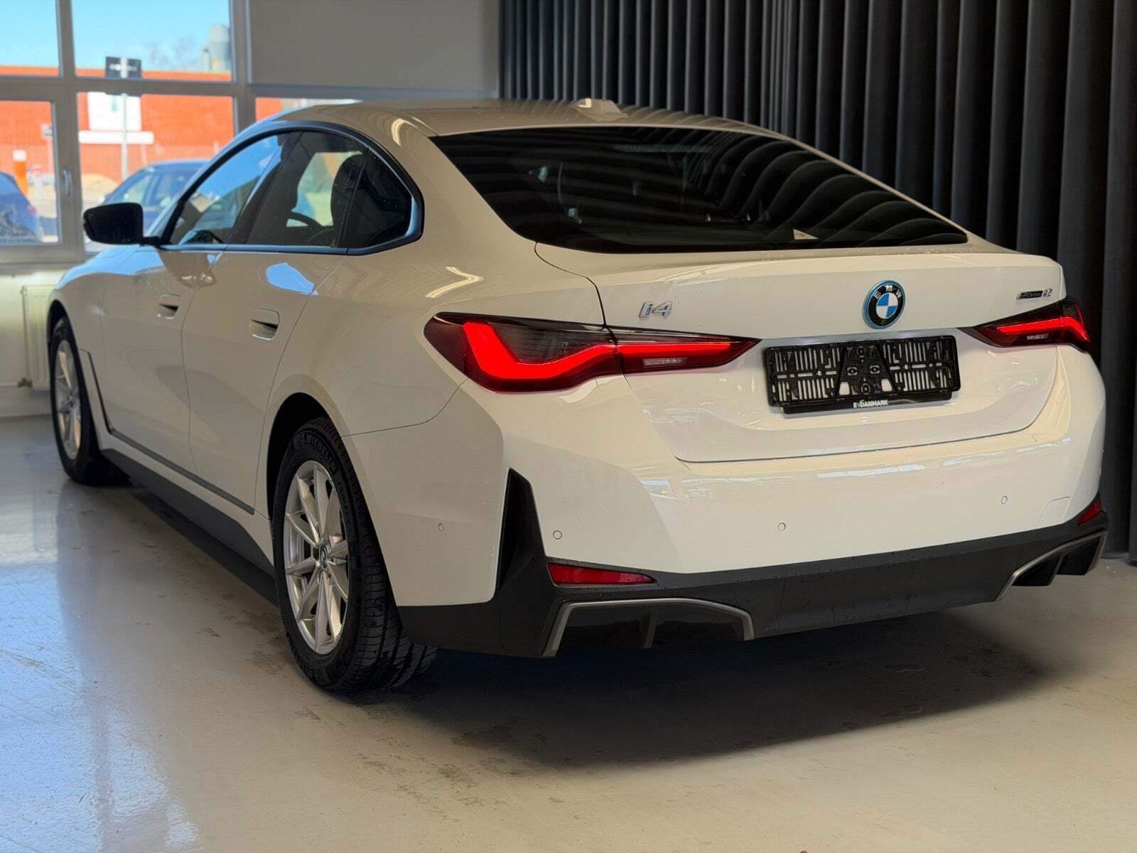 BMW i4 eDrive40
