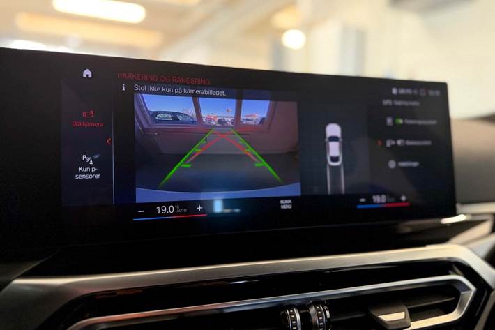 Hvid BMW i4 fra 2022