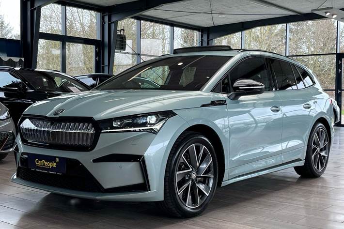 Sølv Skoda Enyaq fra 2024