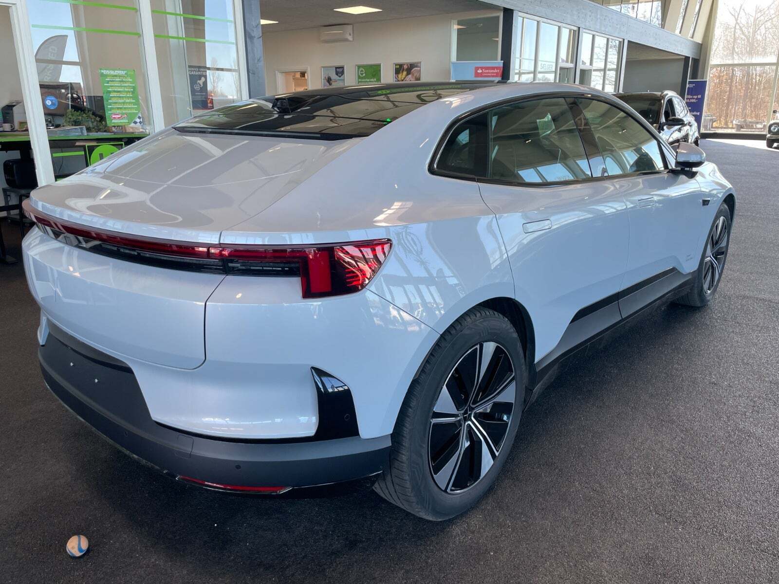 Polestar 4 Long Range