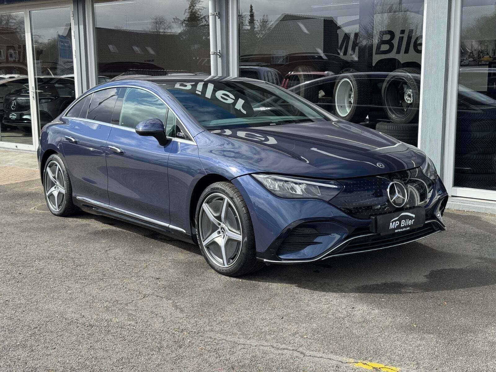 Mercedes EQE300 AMG Line