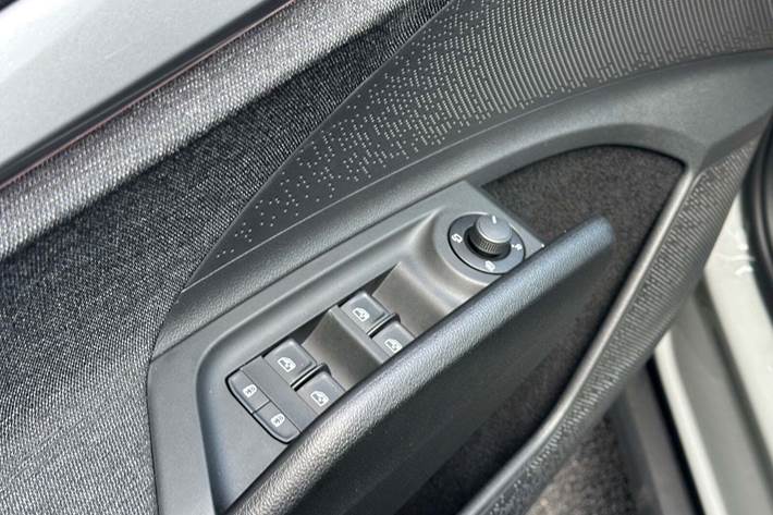 Grå Skoda Elroq fra 2025