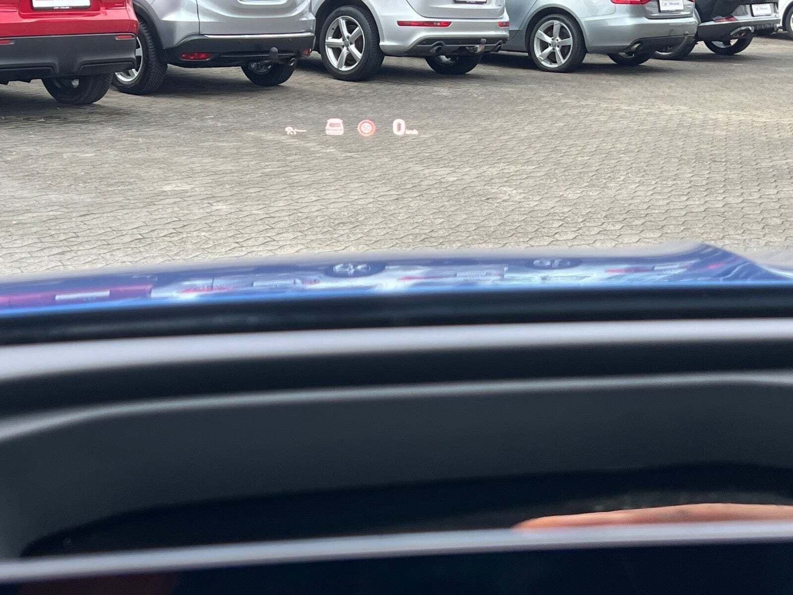 Blå Skoda Enyaq fra 2022