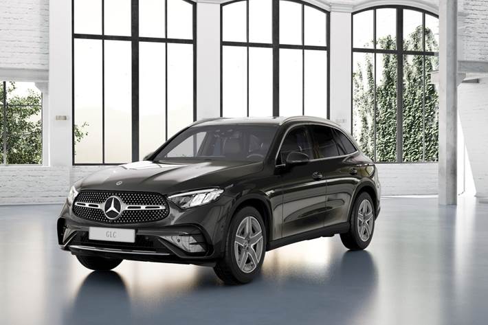 Grå Mercedes GLC300 d fra 2026