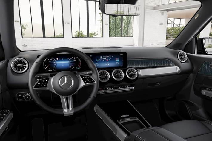 Sort Mercedes GLB200 fra 2024