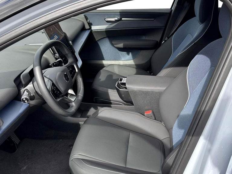 Volvo EX30 Extended Range Plus