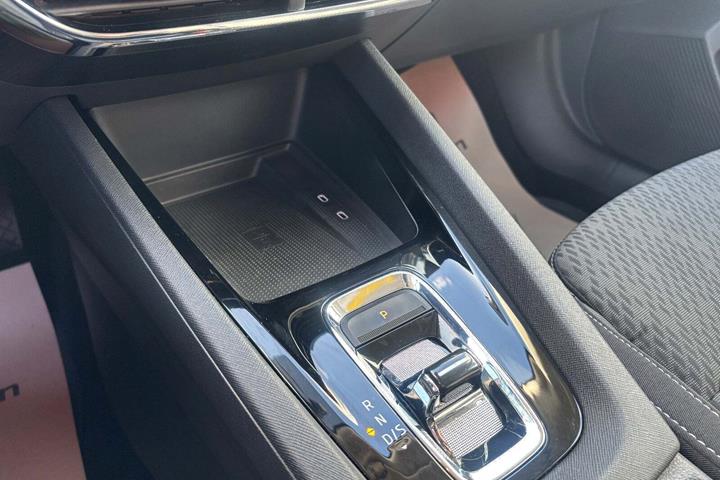 Hvid Skoda Octavia fra 2021