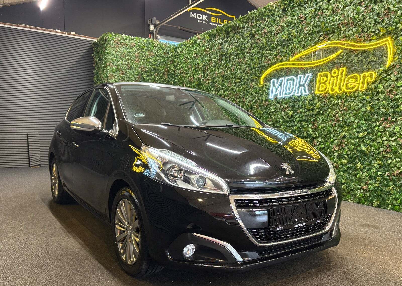 Peugeot 208 1,2 PureTech 82 Allure Sky