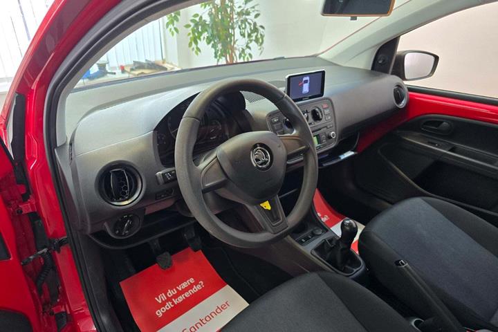 Rød Skoda Citigo fra 2016