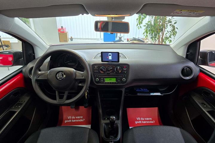 Rød Skoda Citigo fra 2016