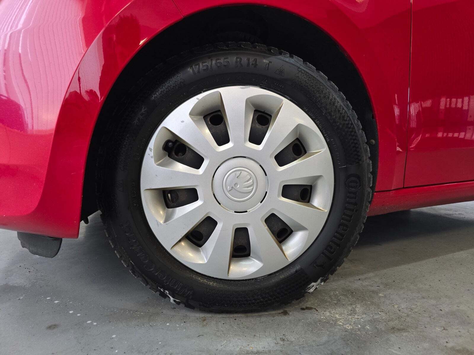 Rød Skoda Citigo fra 2016