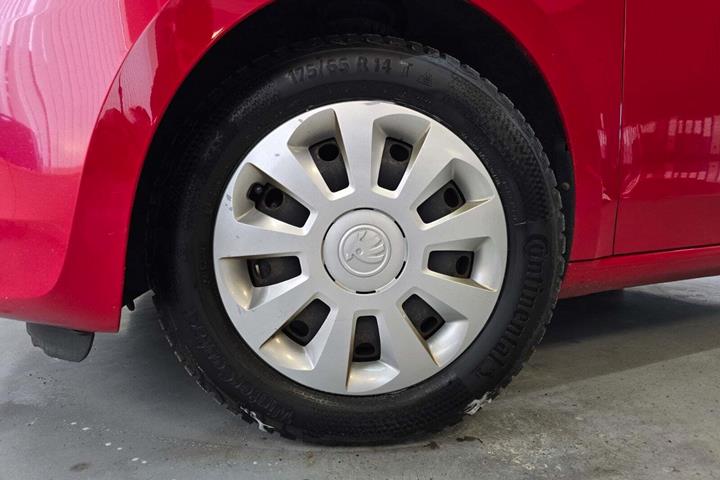 Rød Skoda Citigo fra 2016